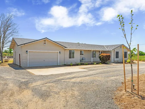 6838 Lon Dale Rd, Oakdale, CA 95361