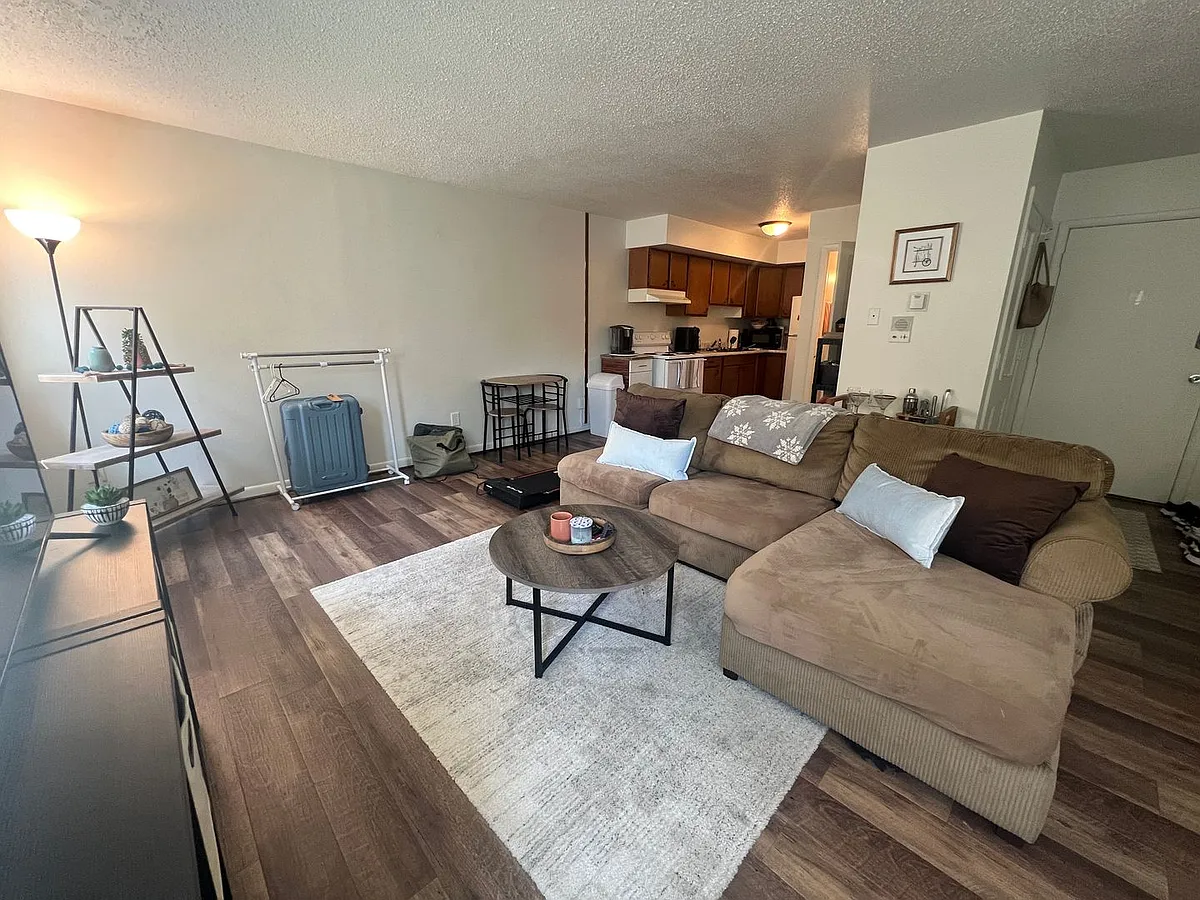 Building Photo - 1516 N 16th St #3
