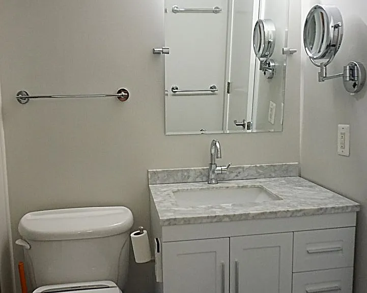 7500 Woodmont Ave #1205 — Photo 6