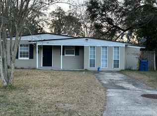 10564 Dove Ln, Jacksonville, FL 32218
