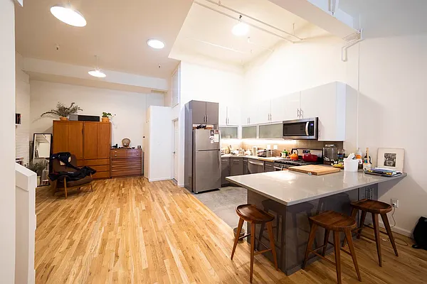 Rented by Compass | media 4