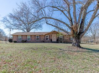 158 Indian Lake Rd, Hendersonville, TN 37075