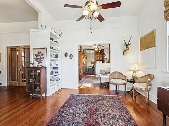 5th image of 736 Pacific Ave