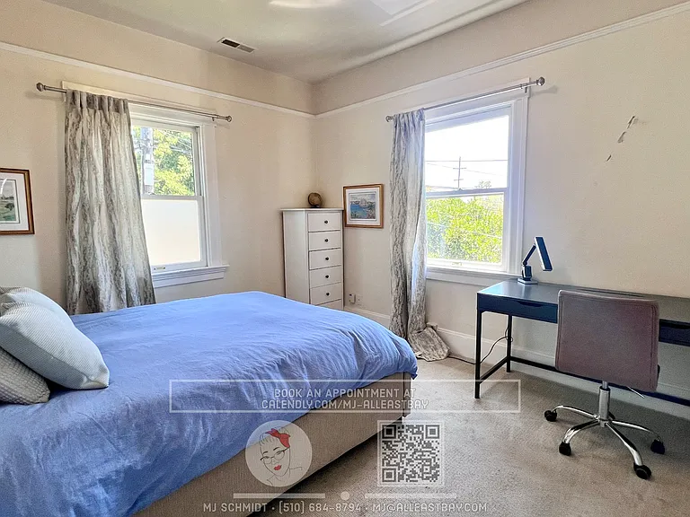 Large top floor 3 bedroom fully furnished walking distance to UC Berkeley Campus! — Photo 10