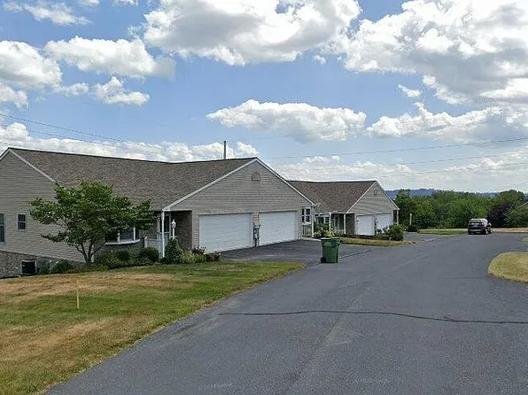 2409 Alder Way, York, PA 17406
