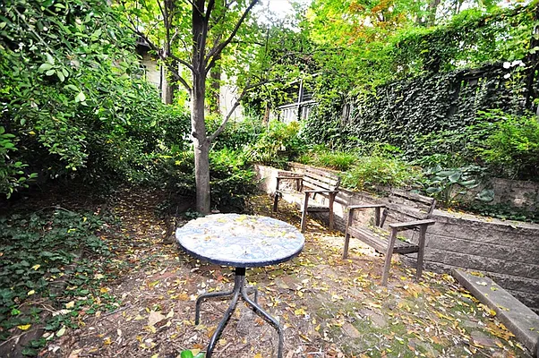 Rented by Corcoran | media 15
