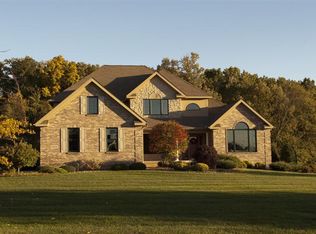 8265 Trail Rdg, Dexter, MI 48130