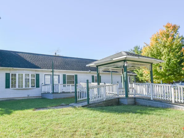 307 Railroad St, Union City, MI 49094