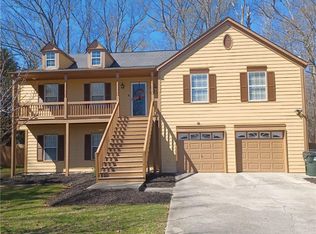 50 Crown Ct, Powder Springs, GA 30127