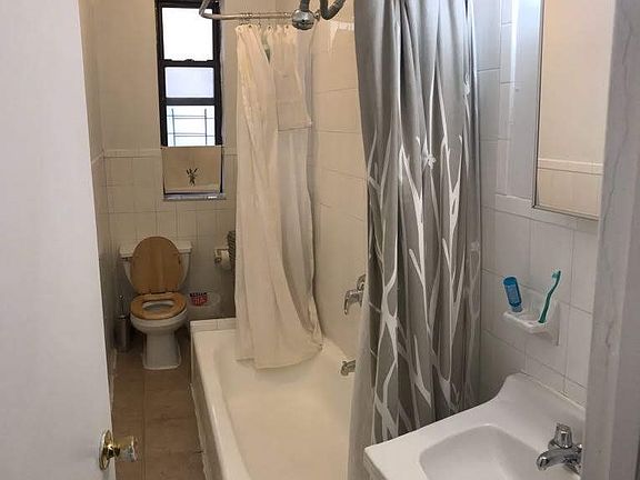 5th image of 435 Fort Washington Ave APT 3G