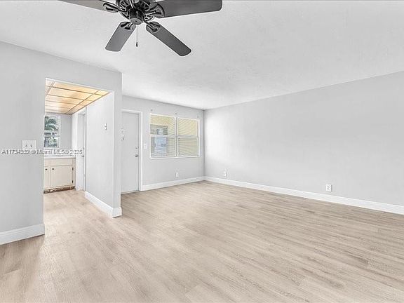3rd image of 300 Layne Blvd APT 212