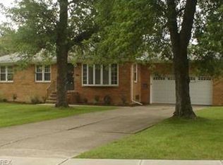 2361 Dentzler Rd, Parma, OH 44134