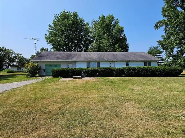 5290 Swanwick Rice Rd, Pinckneyville, IL 62274