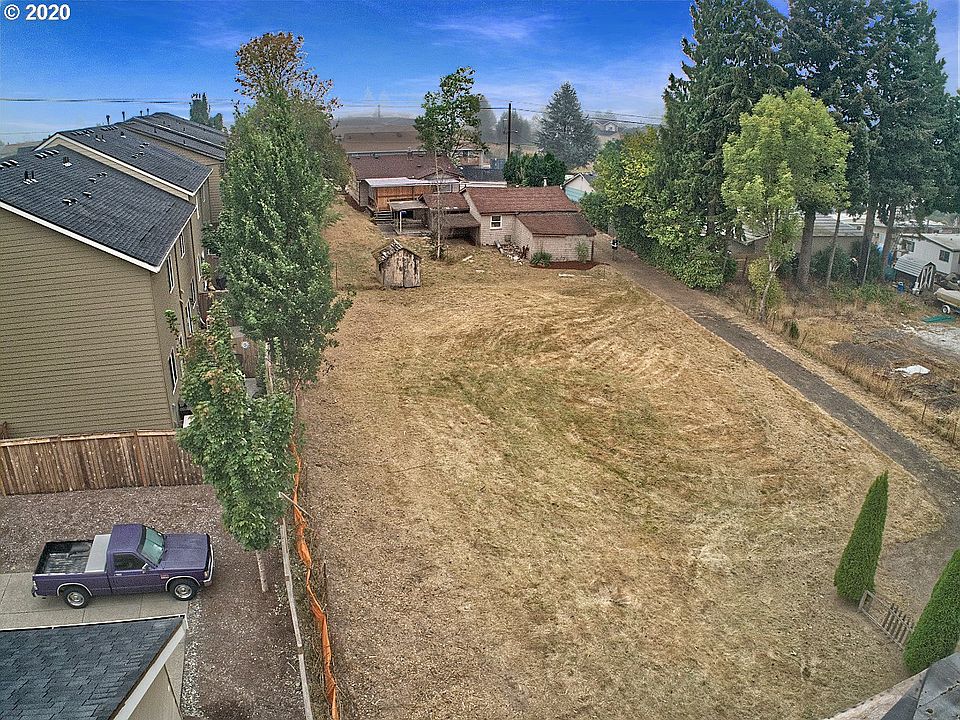 1st image of 1613 NE 88th St