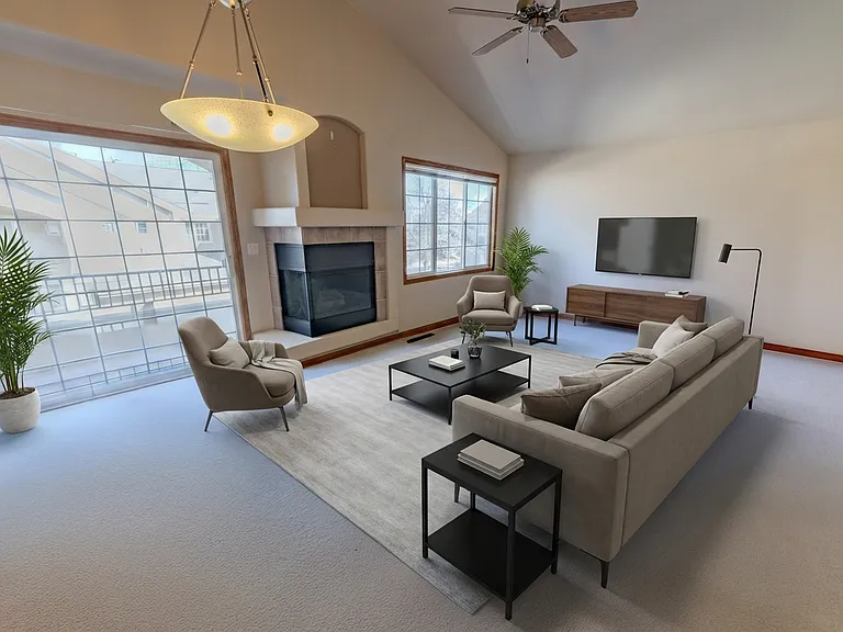 5151 Boardwalk Dr #R2 — Photo 3
