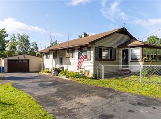 222 E Campville Rd, Endicott, NY 13760