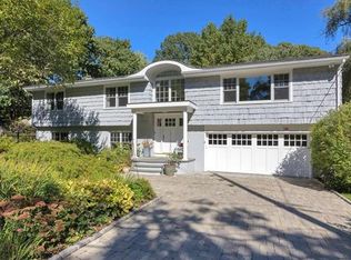 122 Saxon Woods Rd, White Plains, NY 10605