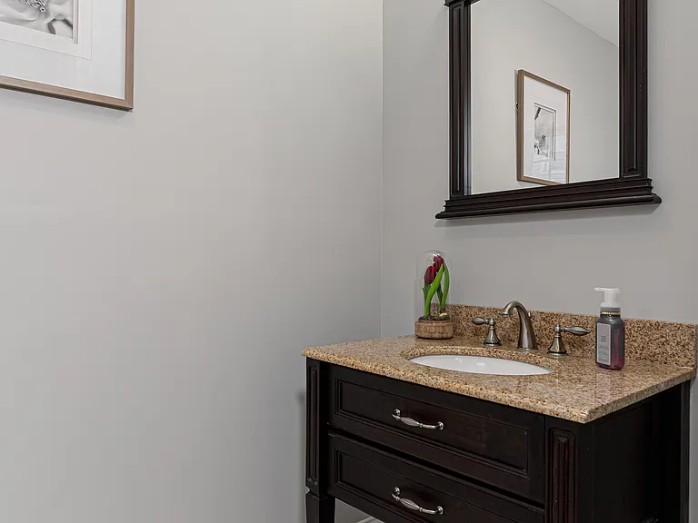 119 Seaside Ave #A — Photo 12