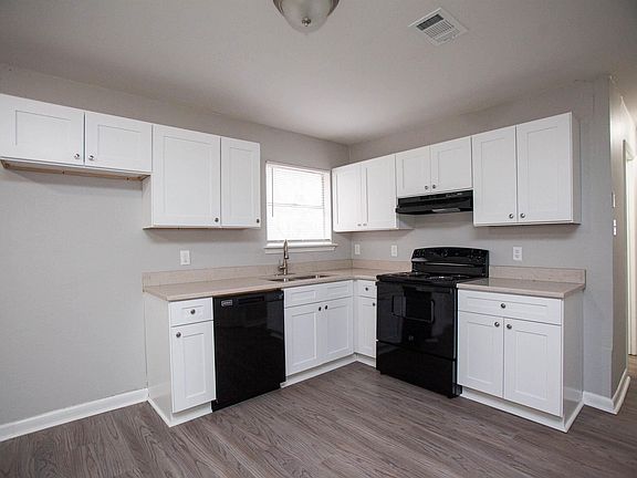 5th image of 7124 Twin Oaks Rd