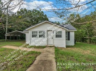 1316 3rd St NW, Carbon Hill, AL 35549