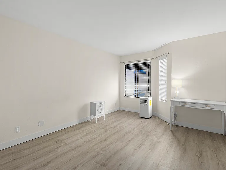 8338 Regents Rd #2O — Photo 20