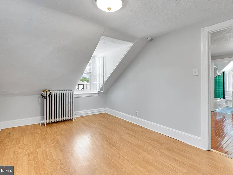 158 Montgomery Ave #3 — Photo 12