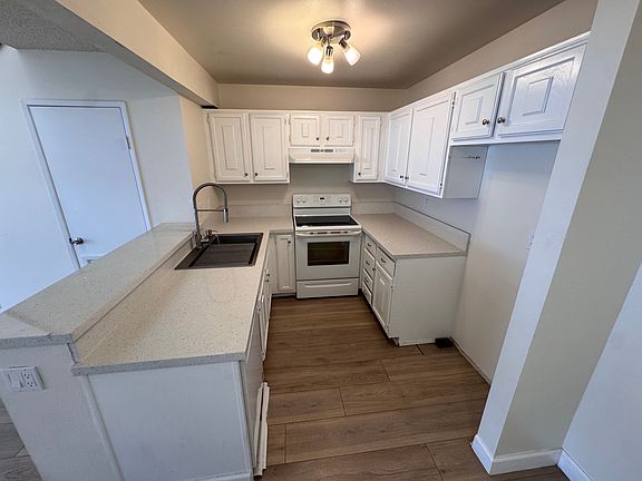 4th image of 2265 Bradford Ave APT 422
