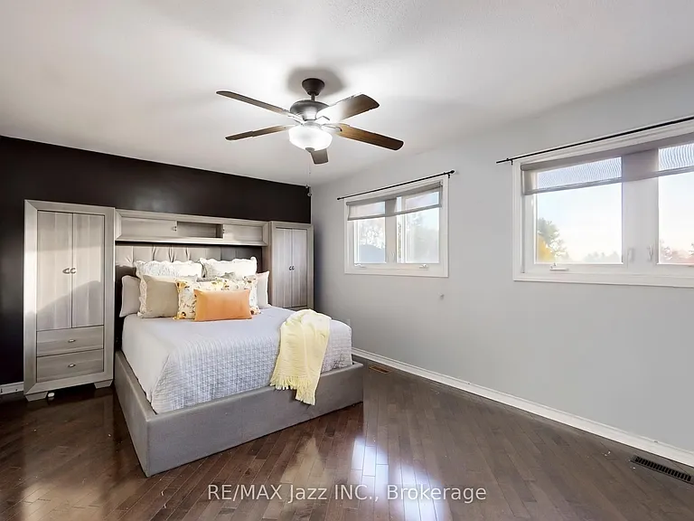 677 Grandview Dr — Photo 9