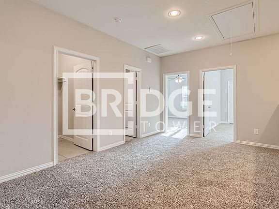 4th image of 1316 Lake Crest Ln