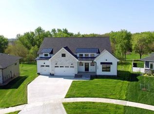 1800 NW 26th Ln, Grimes, IA 50111