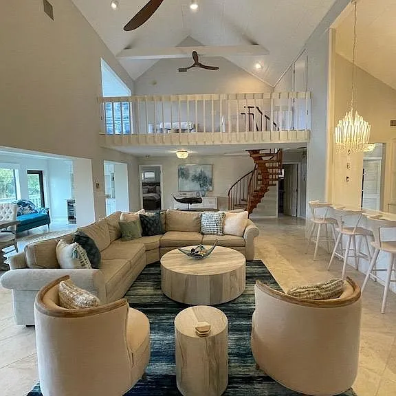 500 Periwinkle Way — Photo 7
