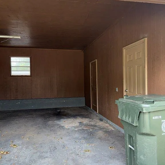 1113 Sumter St — Photo 5