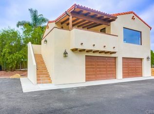 1355 Crest Dr, Encinitas, CA 92024