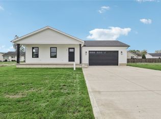 34 Holli Ct, West Salem, OH 44287