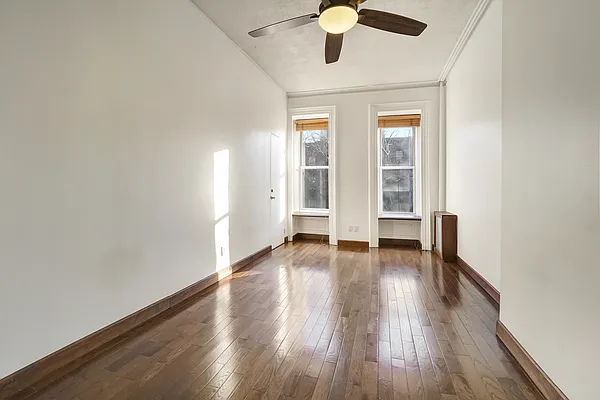 Rented by Twyford Real Estate | media 12