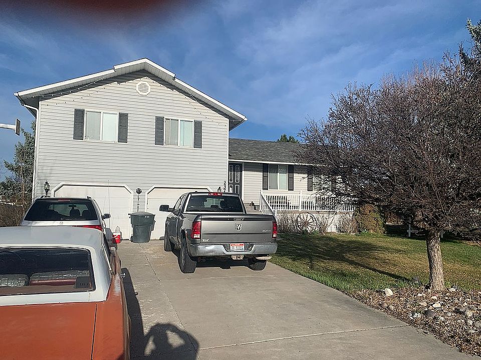 1st image of 2375 Clover Ln