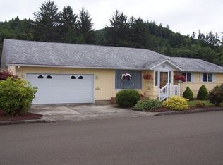2108 Alder Ave, Reedsport, OR 97467