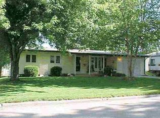 1133 Lindner Dr, Waterloo, IA 50702