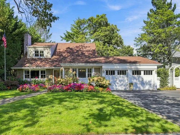 23 Allen Road, Rockville Centre, NY 11570