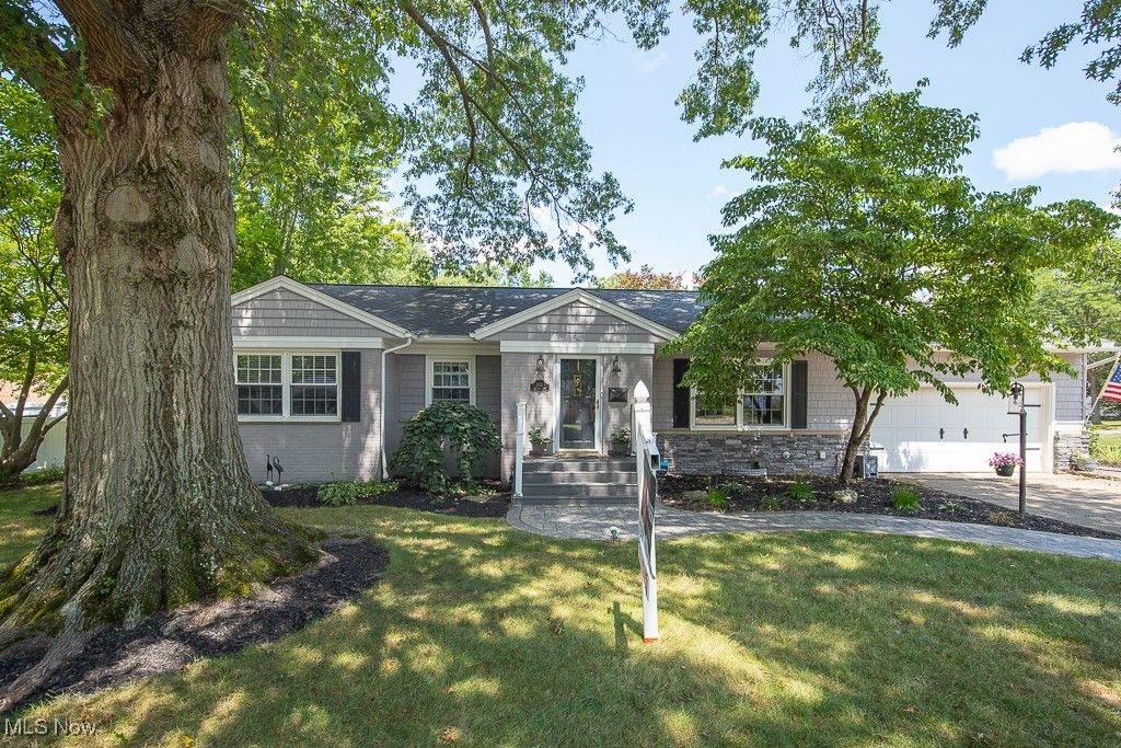 Real estate listing image