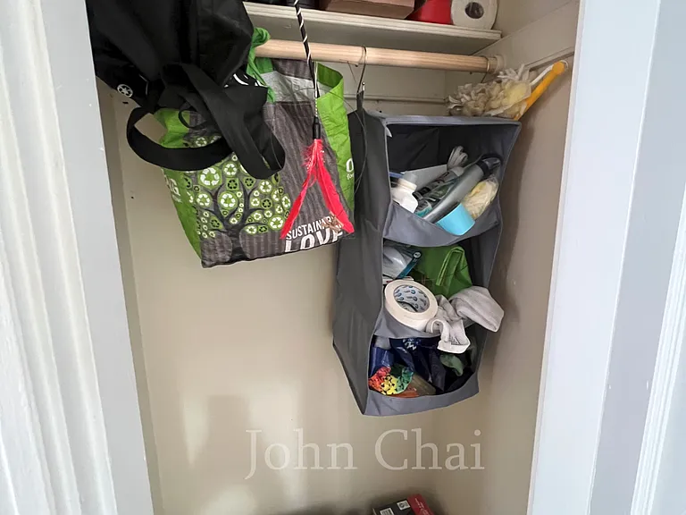 64 Woodstock Ave #14 — Photo 16