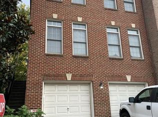 10501 Chancery Ct, Fairfax, VA 22030