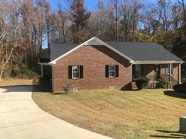 117 Feather Dr — Photo 1