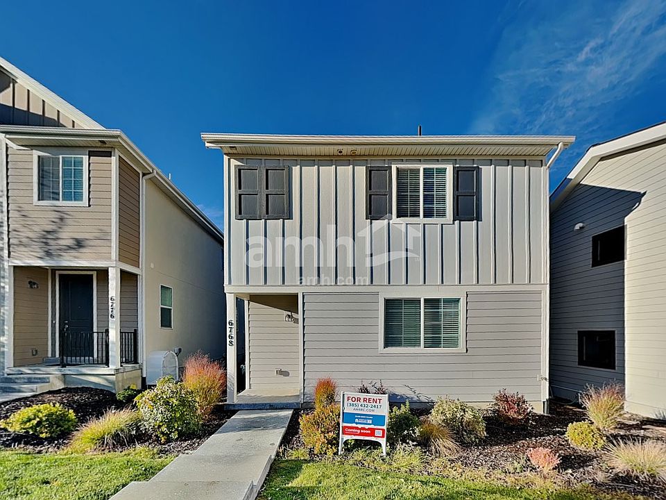 1st image of 6768 N Silver Creek Dr