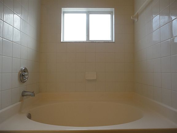 5th image of X 505 Lindsay Anne Ct #0