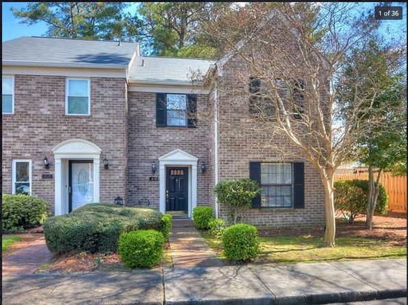410 Folkstone Cir