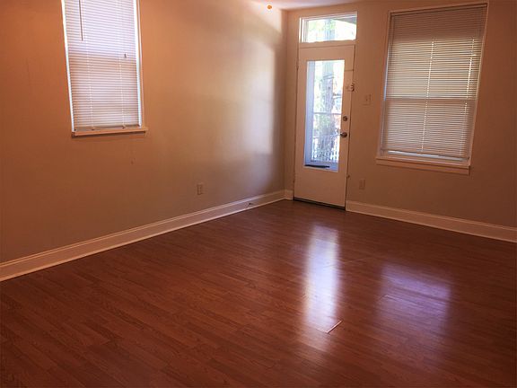 4th image of 5507 Elmer St #4