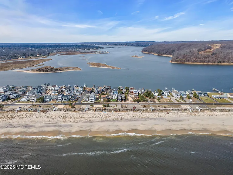 492 Ocean Ave — Photo 101