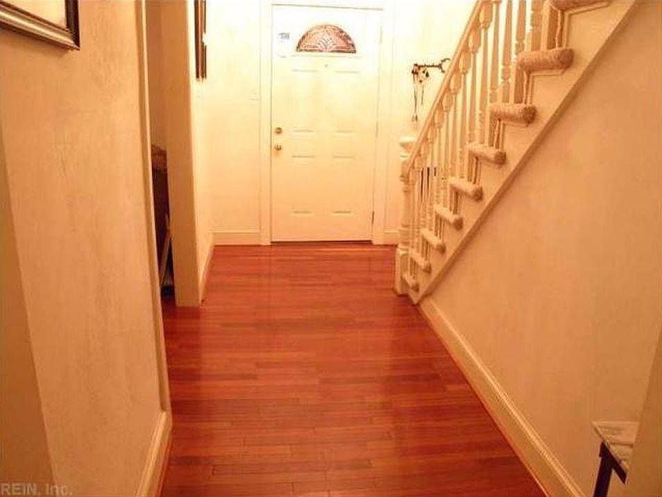 2nd image of 207 Owens St