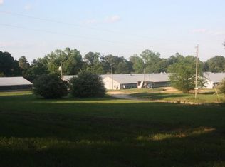 182 Oak Bowery Rd, Ellisville, MS 39437